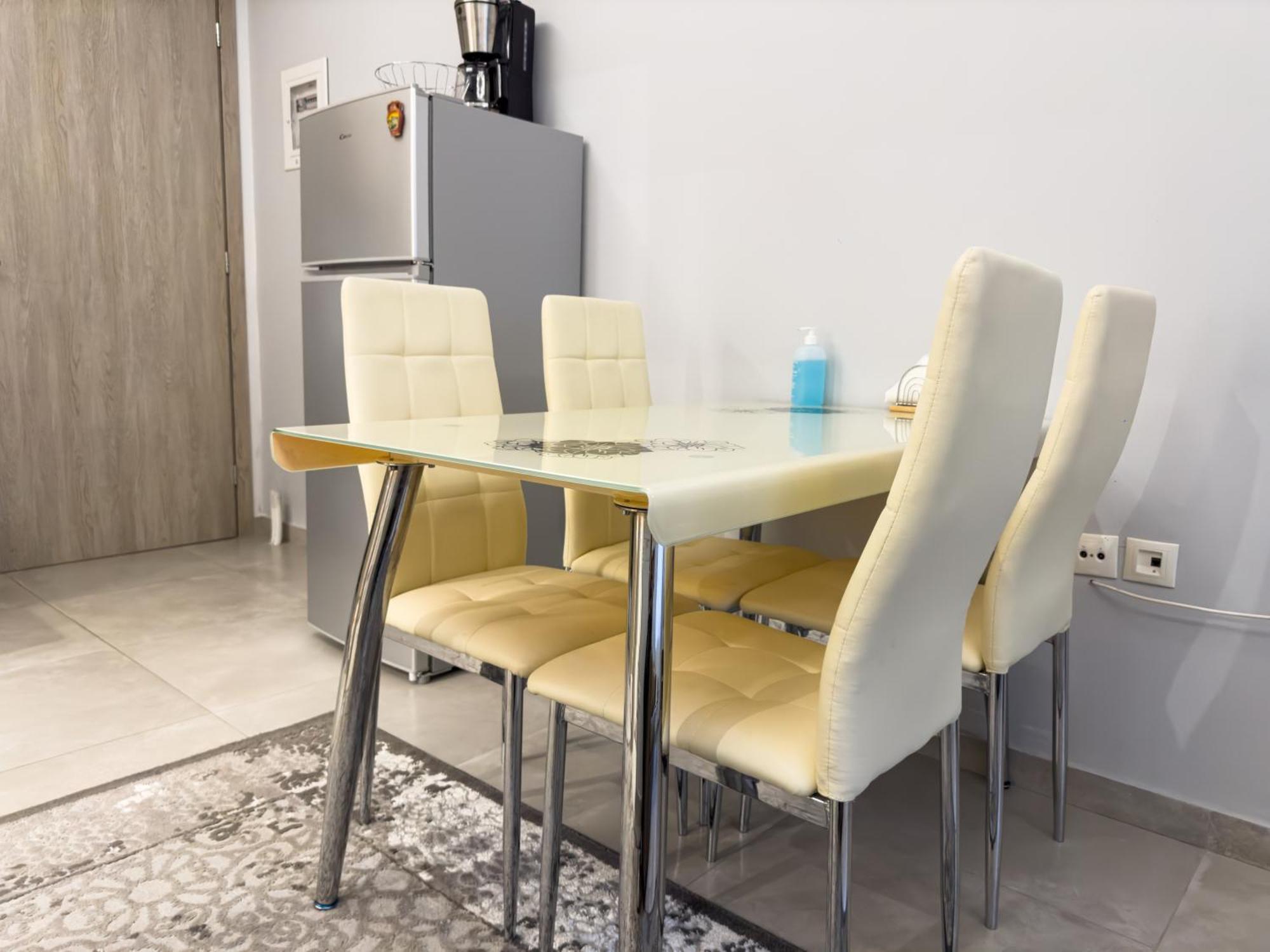 Contemporary & Spacious Renovated Apartment, Dt Syntagma, /Touristic Area Athene Buitenkant foto
