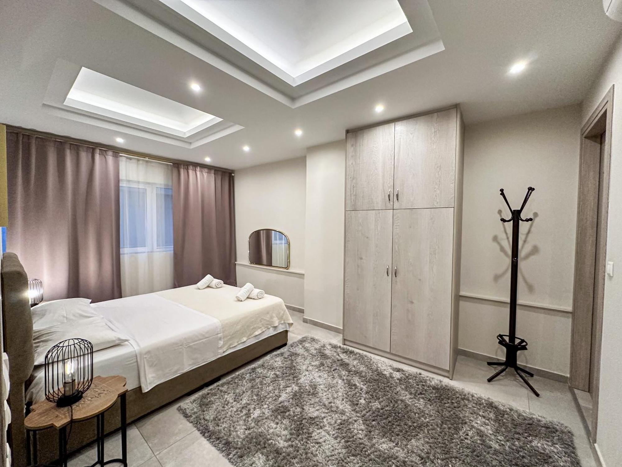 Contemporary & Spacious Renovated Apartment, Dt Syntagma, /Touristic Area Athene Buitenkant foto