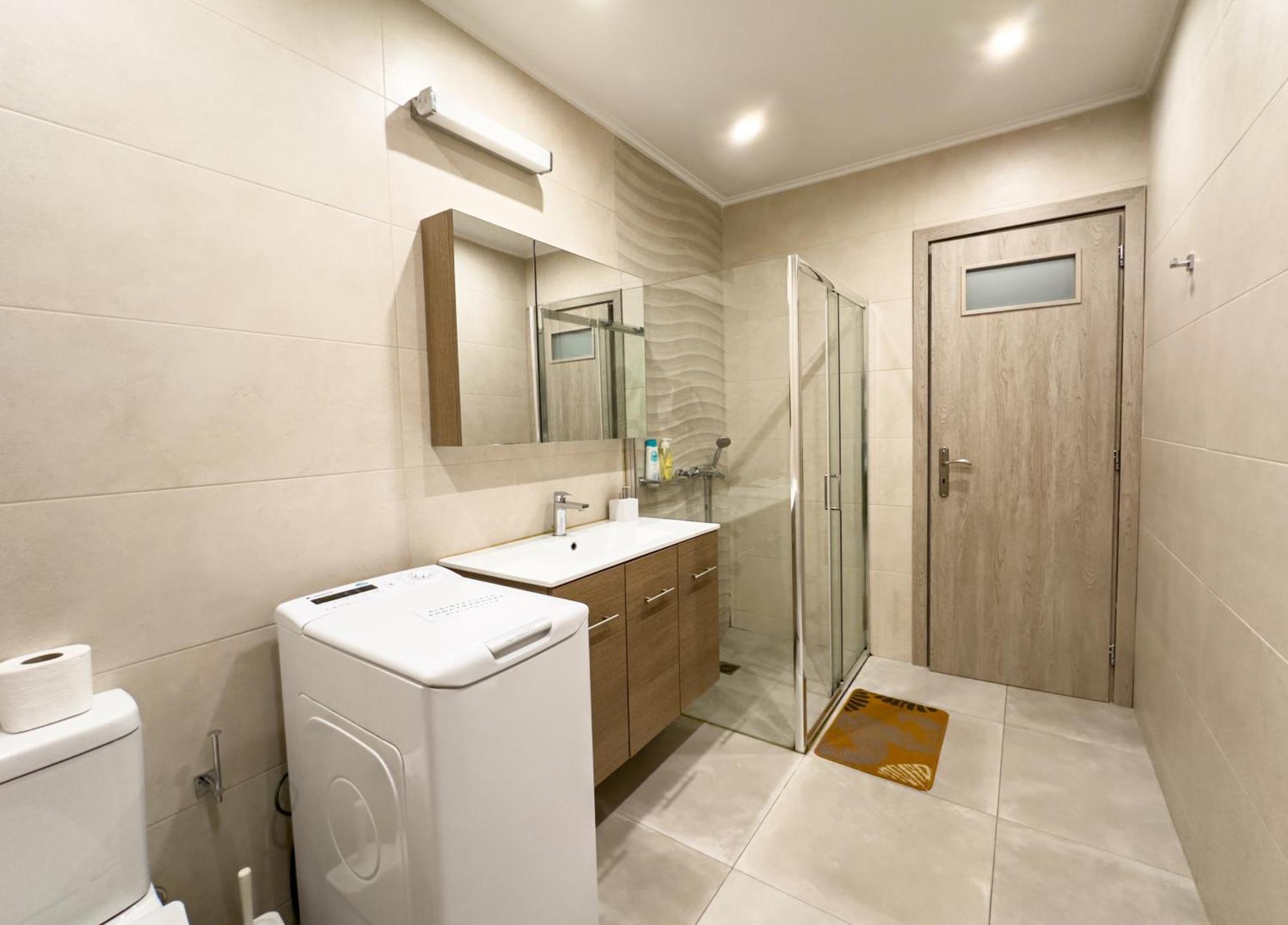 Contemporary & Spacious Renovated Apartment, Dt Syntagma, /Touristic Area Athene Buitenkant foto
